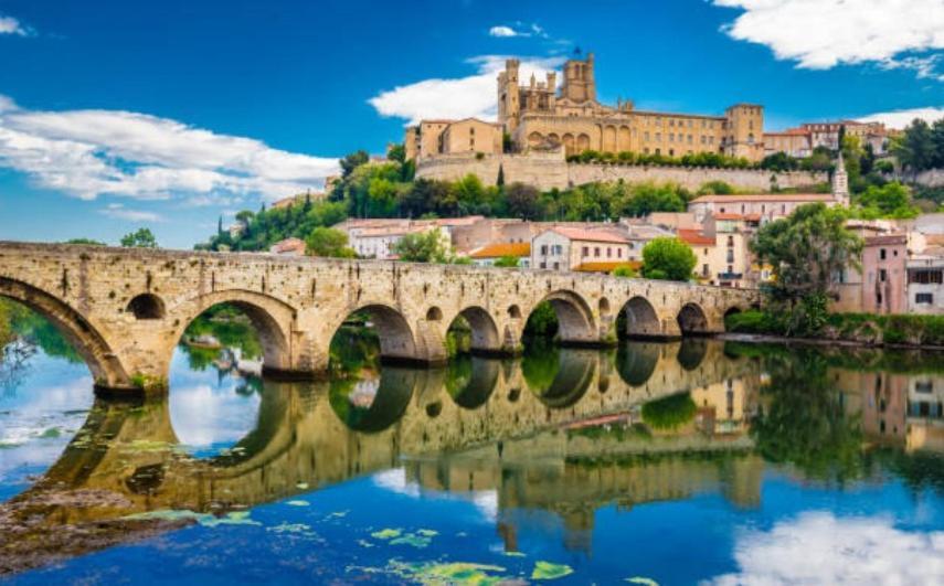 Residence Du Soleil Beziers Bagian luar foto
